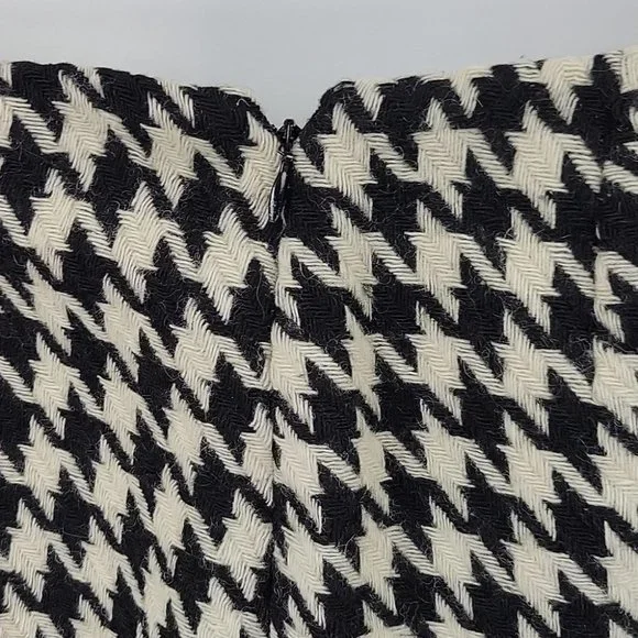 LOFT Wool Blend Black & Cream Hounds Tooth Skirt Size 8P - Picture 3 of 8